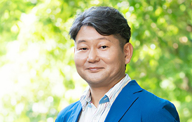 【あめつちデザイン株式会社】霜竹 弘一 様のインタビューを表示する