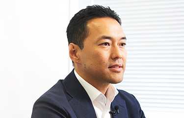 【株式会社UDエスカレーター】江本 真聰 様のインタビューを表示する