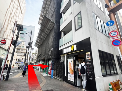 日比谷線恵比寿駅からのルート 道順6の写真