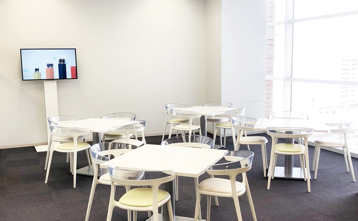 桜木町アントレサロンの無料オープンラウンジ
