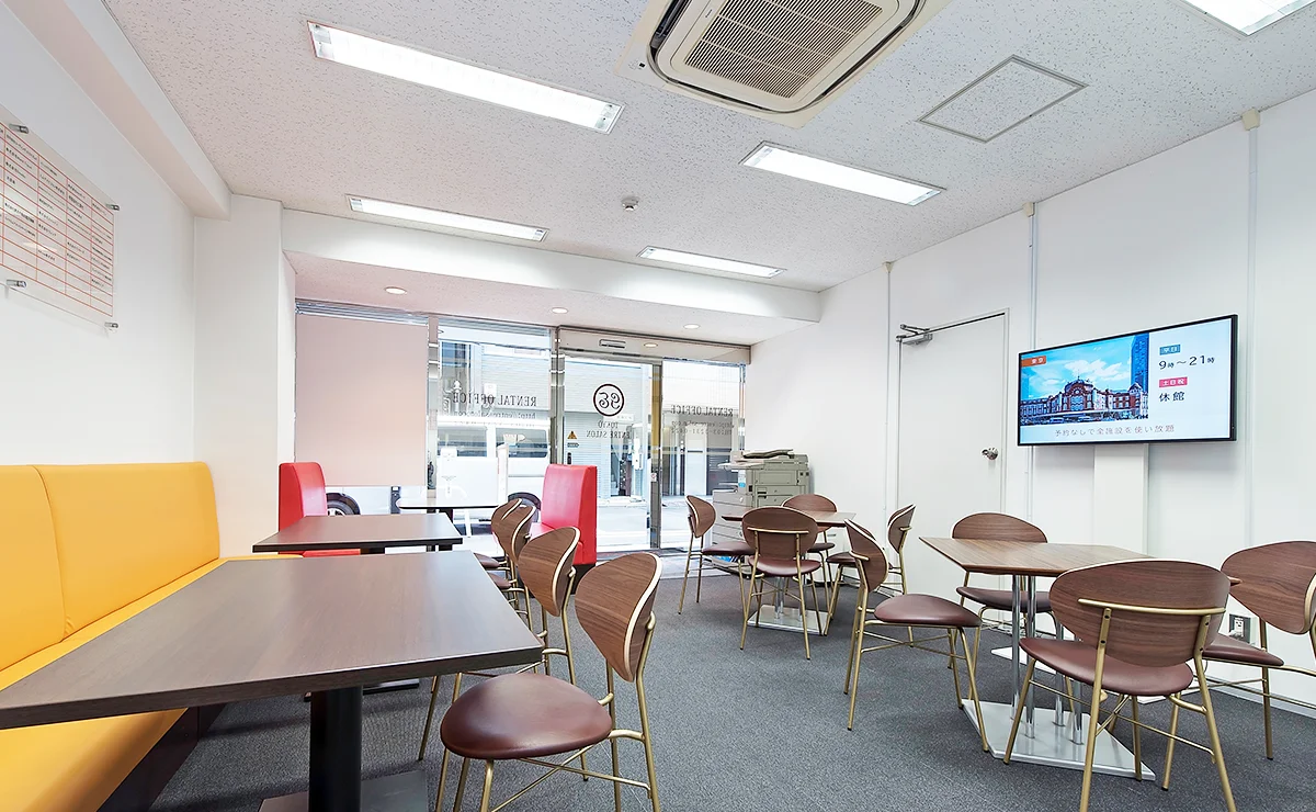 東京アントレサロンの無料オープンラウンジ