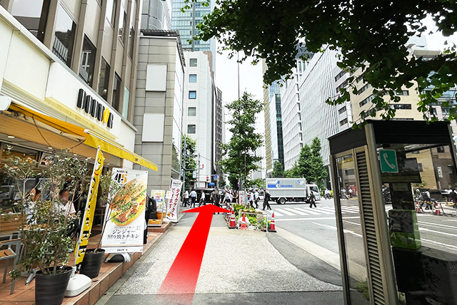 東京メトロ日比谷線「虎ノ門ヒルズ駅」からのルート 道順5の写真