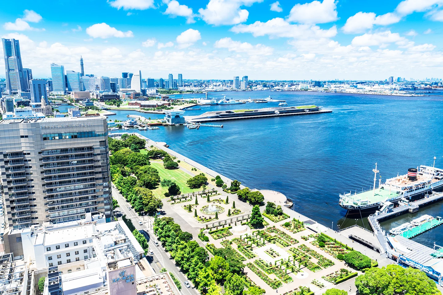 横浜駅周辺の街並み